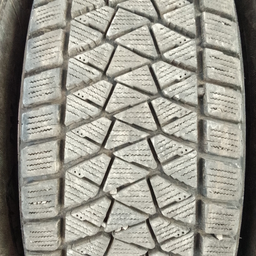 Шины зимние комплект 4 штуки Б/У