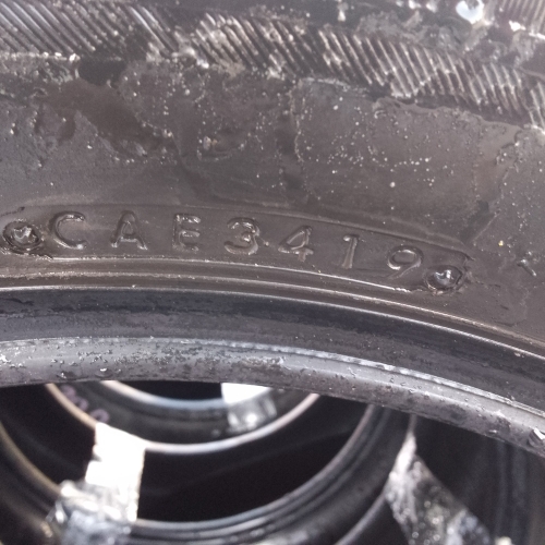 Шины зимние комплект 4 штуки Б/У