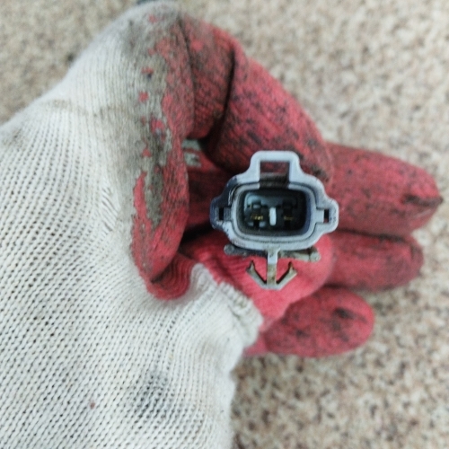 Ступица передняя L Б/У