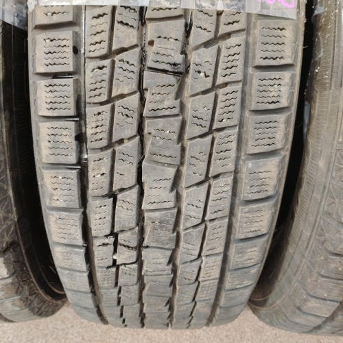 Шины зимние комплект 4 штуки Б/У