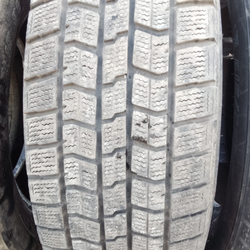 Шины зимние комплект 4 штуки Б/У